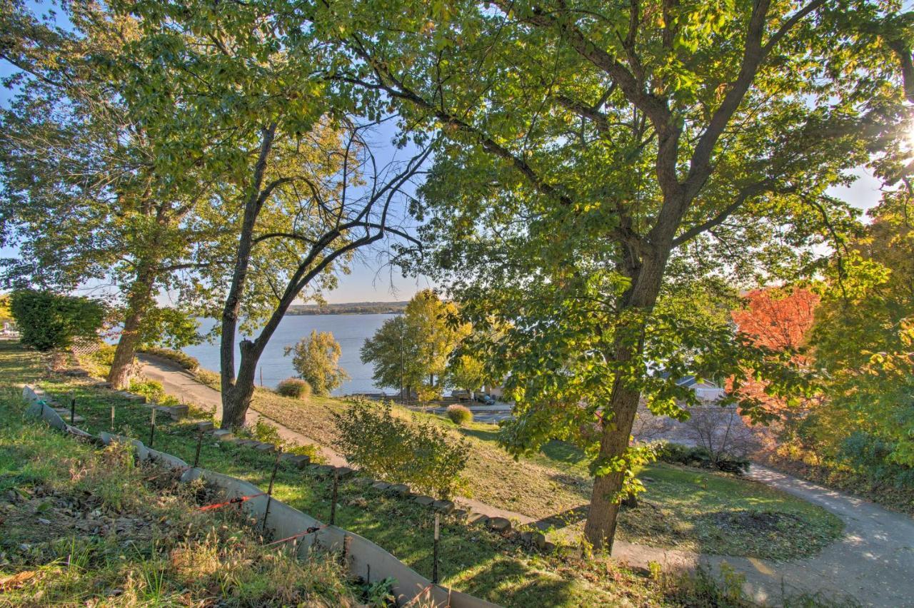 Watch The Sunrise At This Quaint Lake-View Cottage Peoria Exterior foto